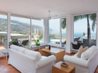 luxury villa resort