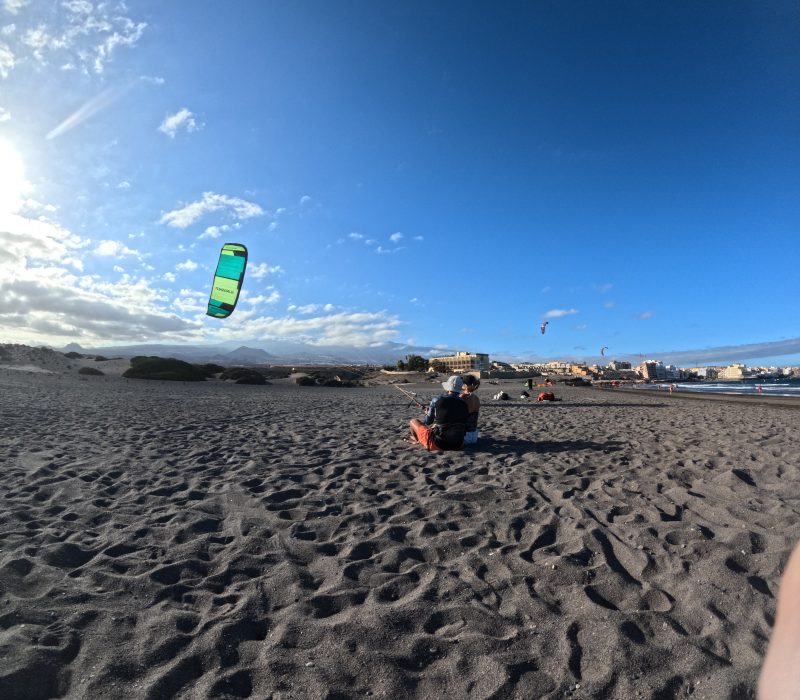 Kitesurfing kite captain in el Medano